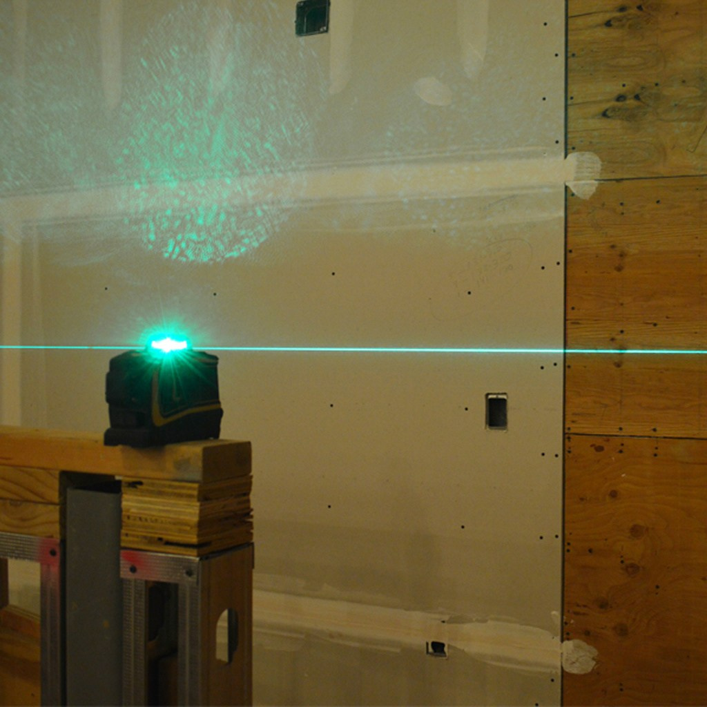 laser z zieloną wiązką