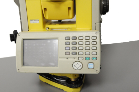Tachimetr Topcon GPT-9003m servo - używany Tachimetr Topcon GPT-9003m servo - używany